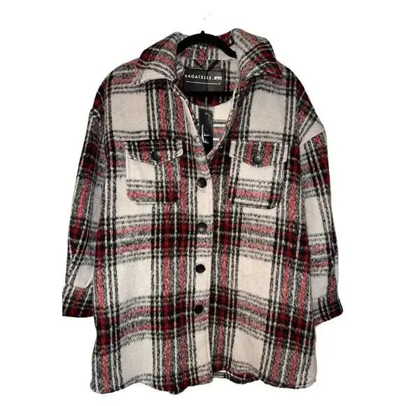 BAGATELLE NYC Oversized Plaid Fleece Shacket - Picture 2 of 4
